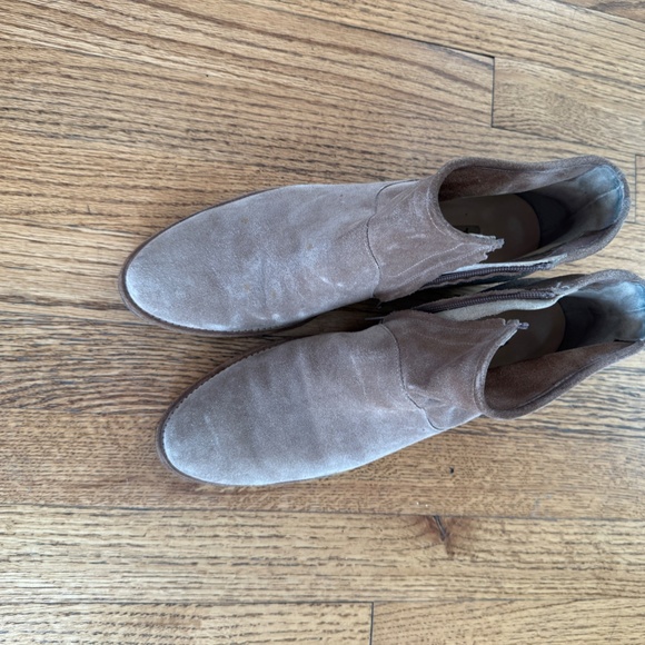 PAUL GREEN TAN SUEDE BOOTIES - Picture 2 of 7